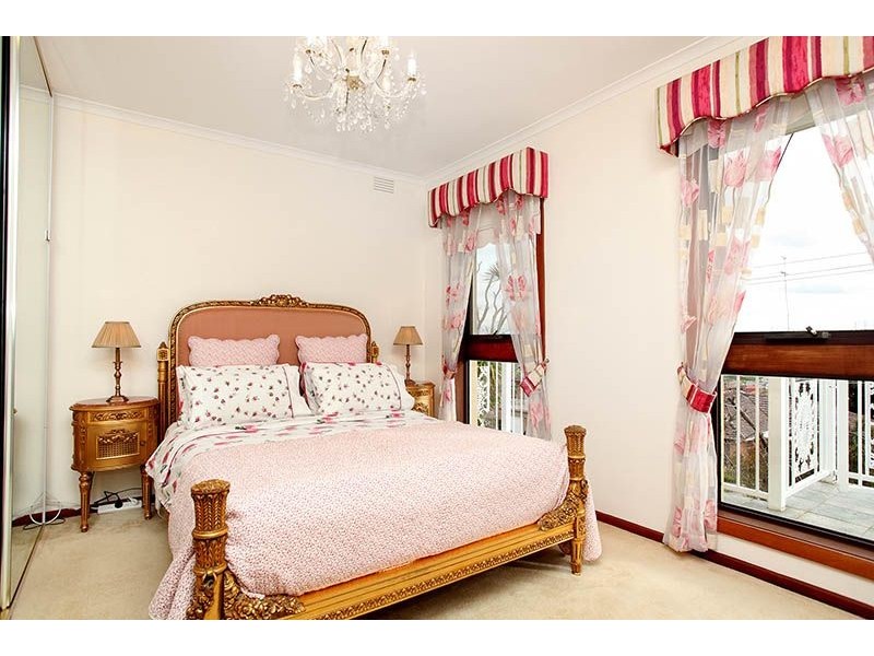 58 Centre Way, Glenroy VIC 3046