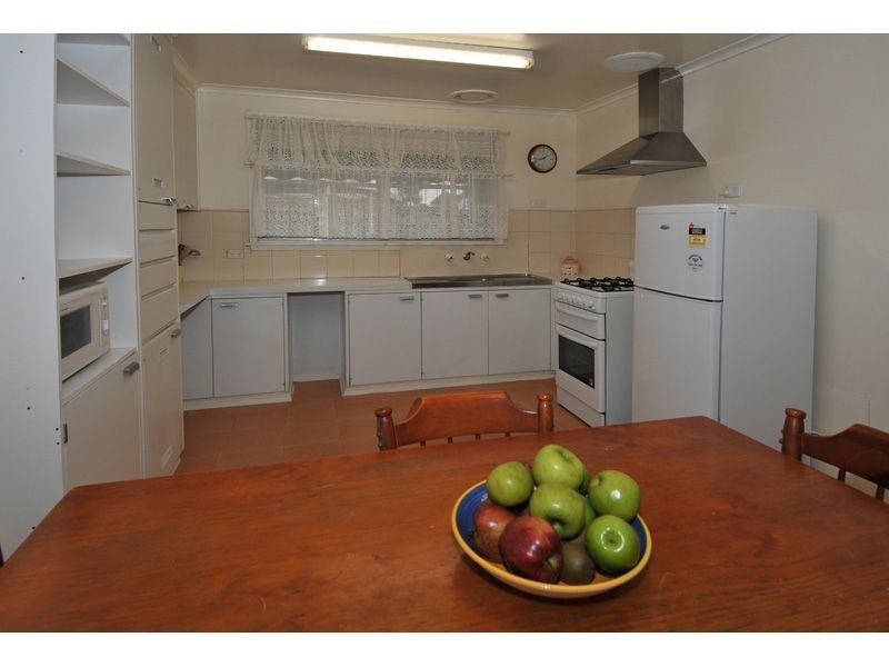 5 Olinda Court, Broadmeadows VIC 3047