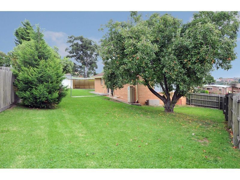 5 Olinda Court, Broadmeadows VIC 3047