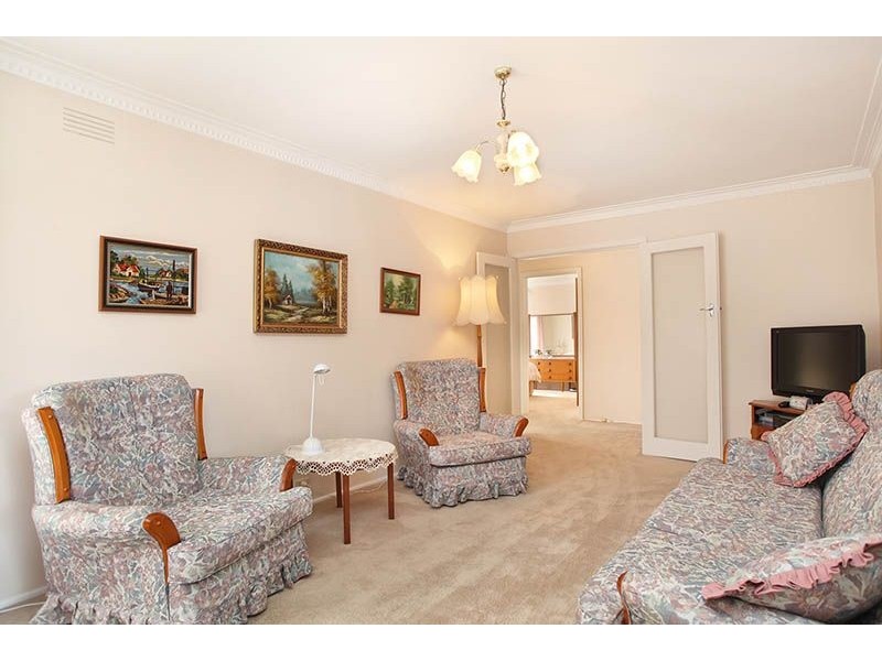 23 Ridgeway Avenue, Glenroy VIC 3046