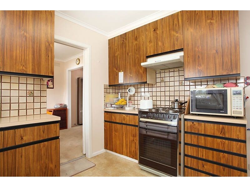 23 Ridgeway Avenue, Glenroy VIC 3046