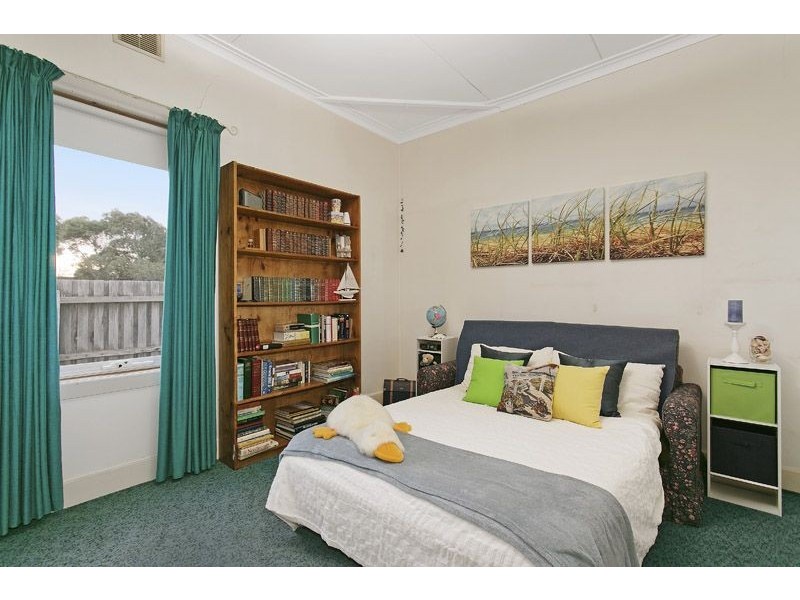 206 Hilton Street, Glenroy VIC 3046