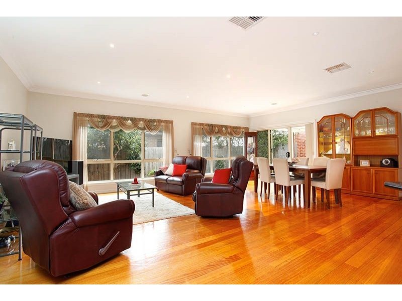 2/37 Cromwell Street, Glenroy VIC 3046