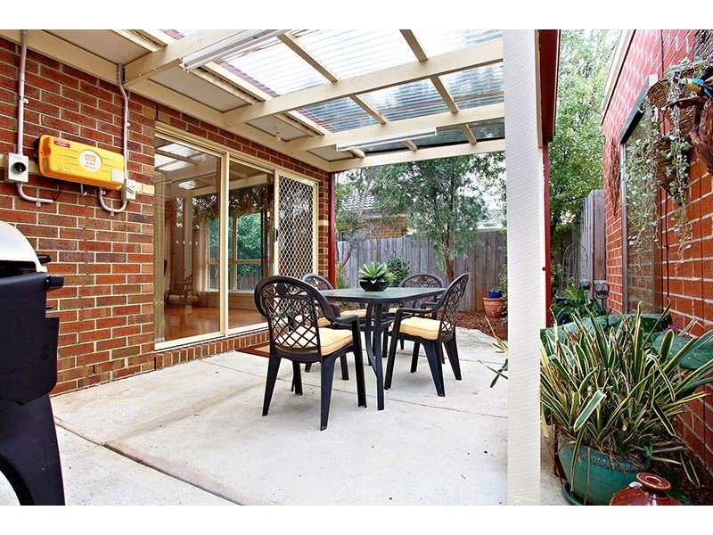 2/37 Cromwell Street, Glenroy VIC 3046