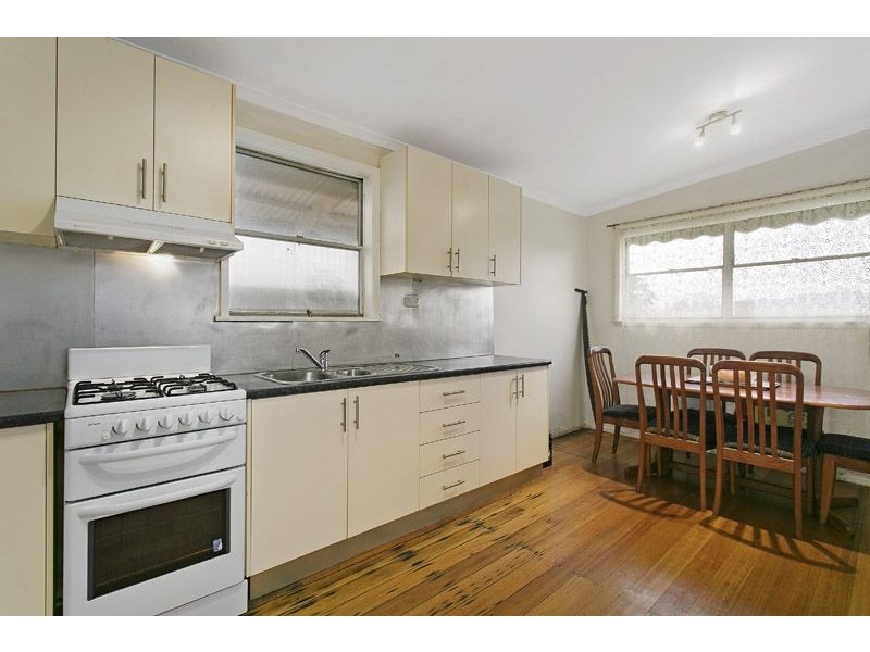 6 Bushfield Crescent, Coolaroo VIC 3048