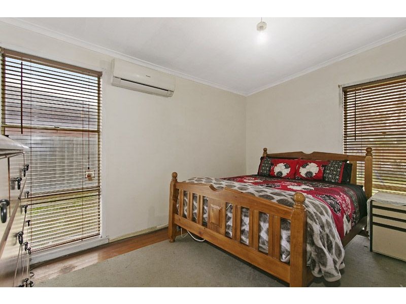 6 Bushfield Crescent, Coolaroo VIC 3048