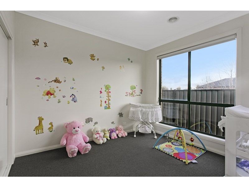 9 Highclere Street, Craigieburn VIC 3064