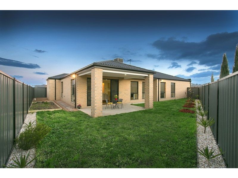 3 Brickwood Circuit, Craigieburn VIC 3064