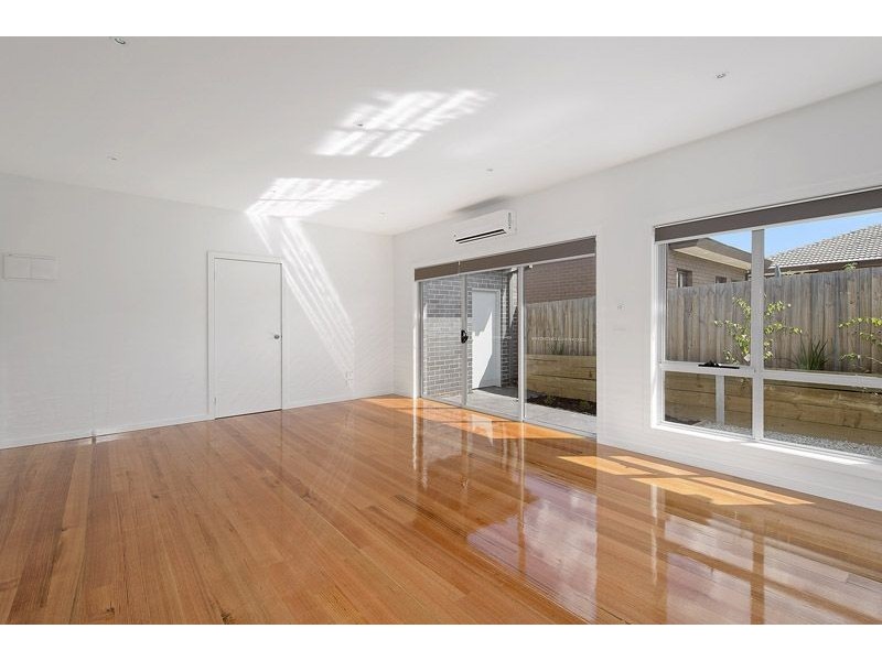 3/29 Station Road, Oak Park VIC 3046