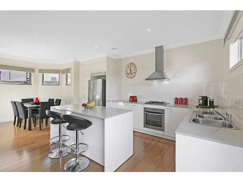 2/30 George Street, Glenroy VIC 3046