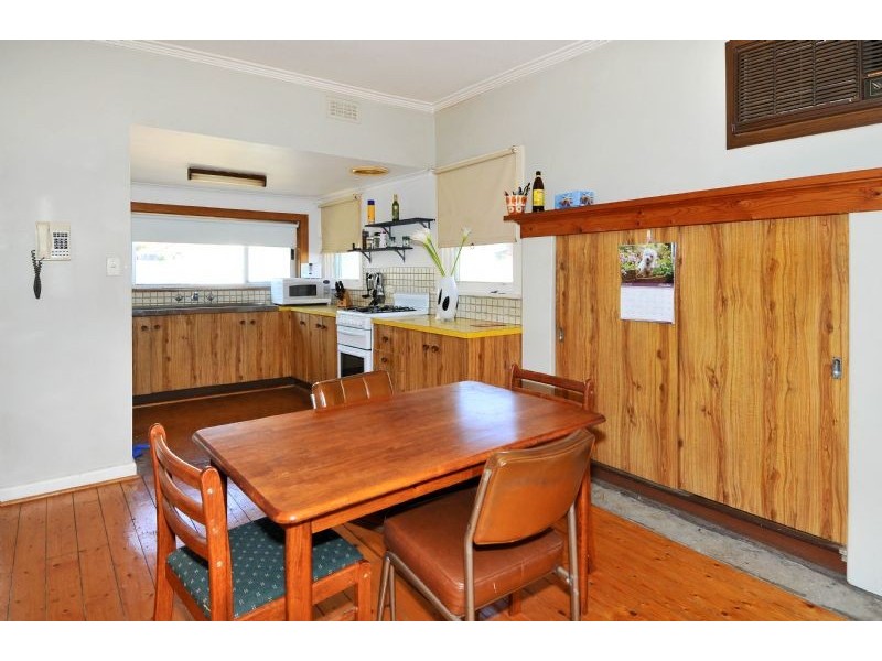 20 Finchley Avenue, Glenroy VIC 3046