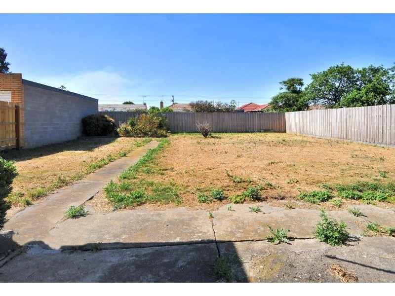 20 Finchley Avenue, Glenroy VIC 3046
