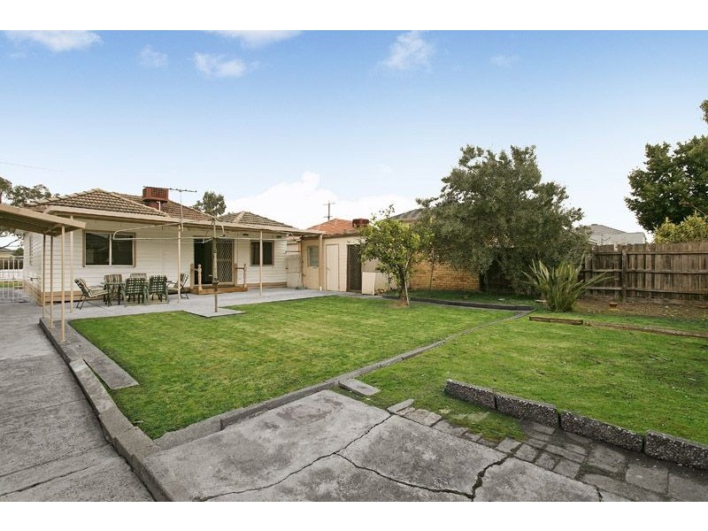 20 South Street, Hadfield VIC 3046