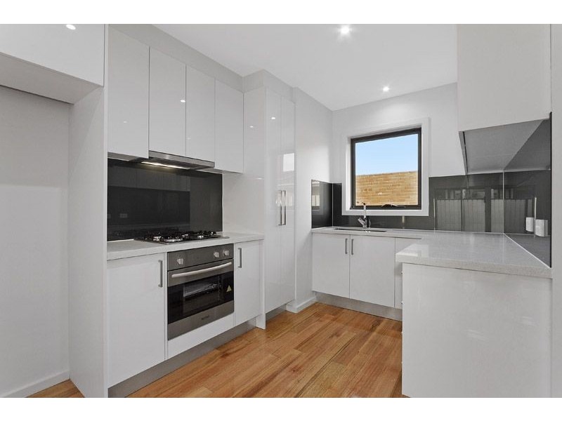 2/54 Hubert Avenue, Glenroy VIC 3046