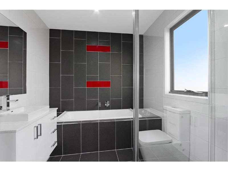 2/54 Hubert Avenue, Glenroy VIC 3046