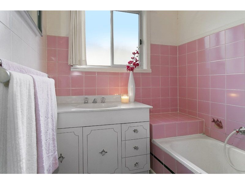 49 Wheatsheaf Road, Glenroy VIC 3046