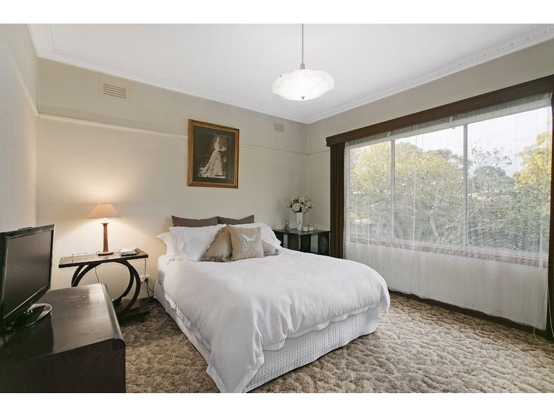 49 Wheatsheaf Road, Glenroy VIC 3046