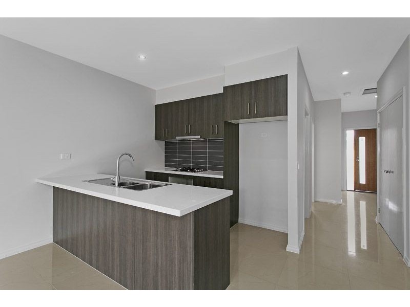 2/28 View Street, Glenroy VIC 3046