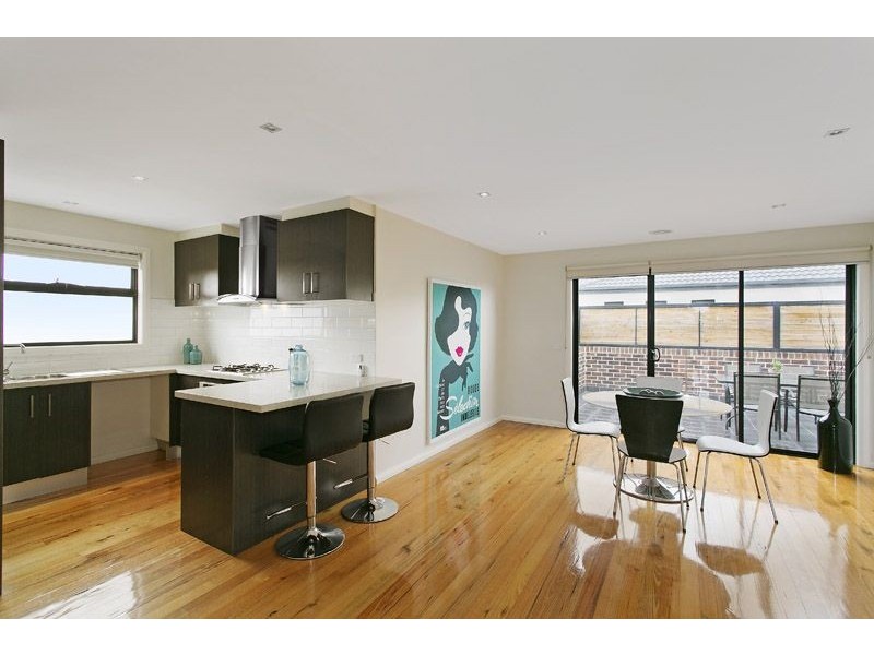 2/93 West Street, Hadfield VIC 3046