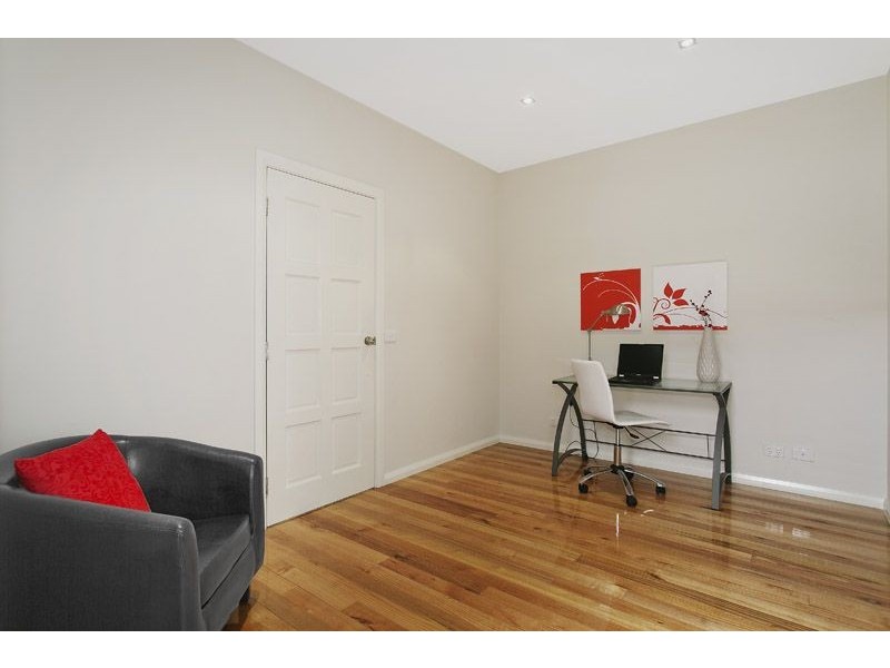 2/93 West Street, Hadfield VIC 3046