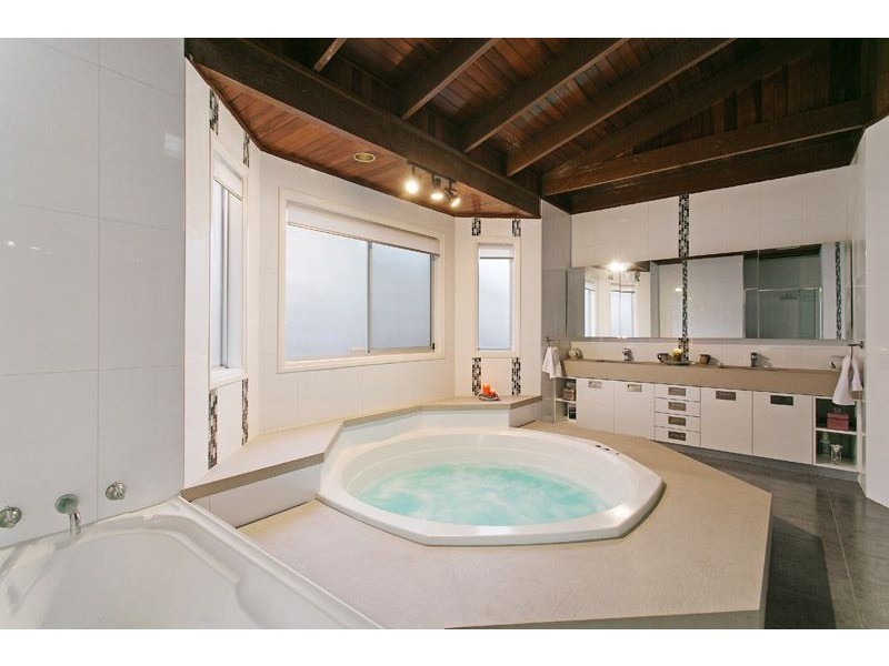 79 Melbourne Avenue, Glenroy VIC 3046