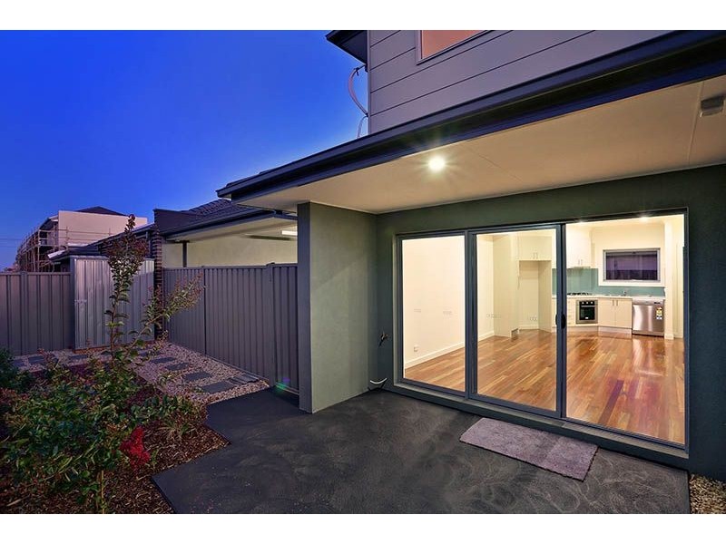 3/30 Isla Avenue, Glenroy VIC 3046