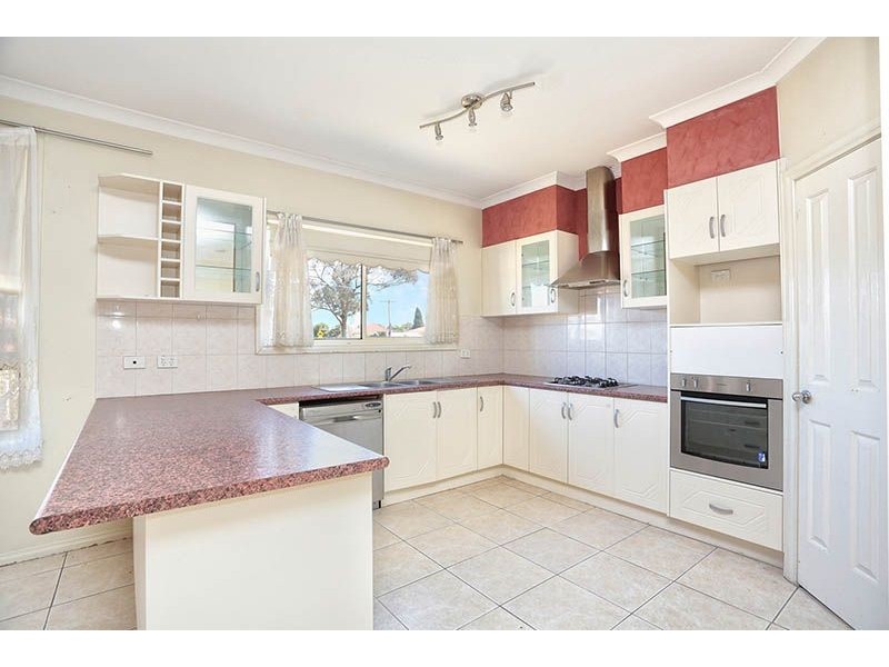 15 Terang Street, Dallas VIC 3047