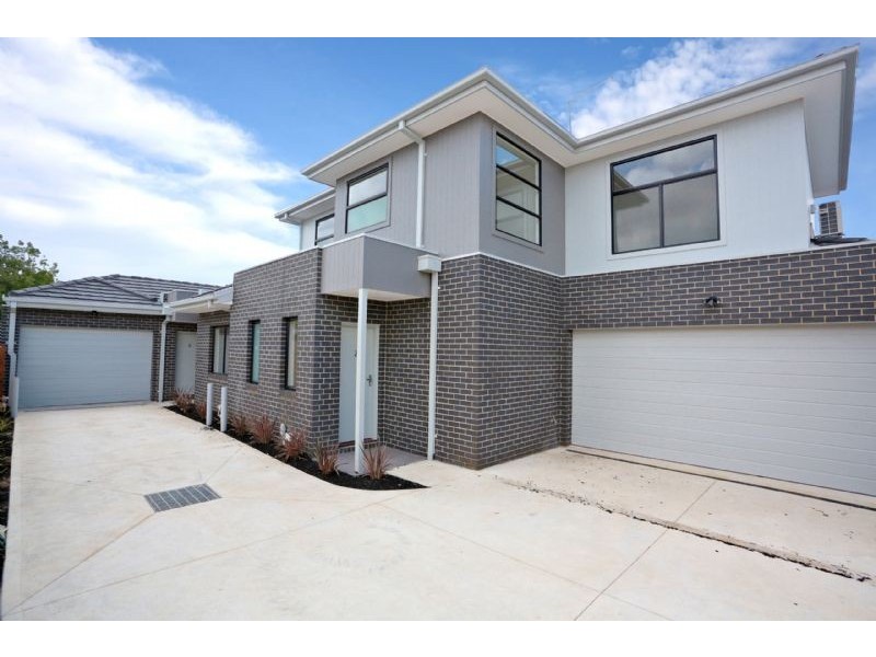 2/71 Isla Avenue, Glenroy VIC 3046