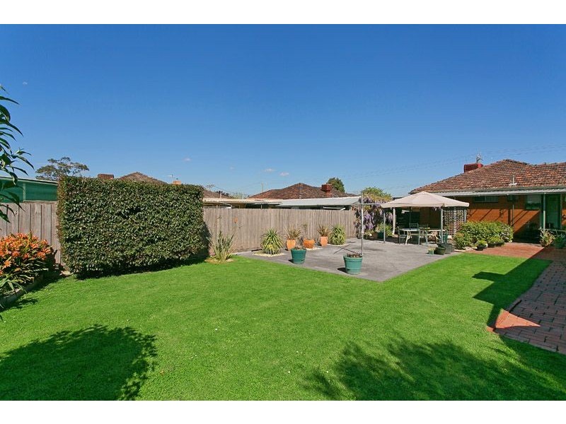 32 North Street, Hadfield VIC 3046