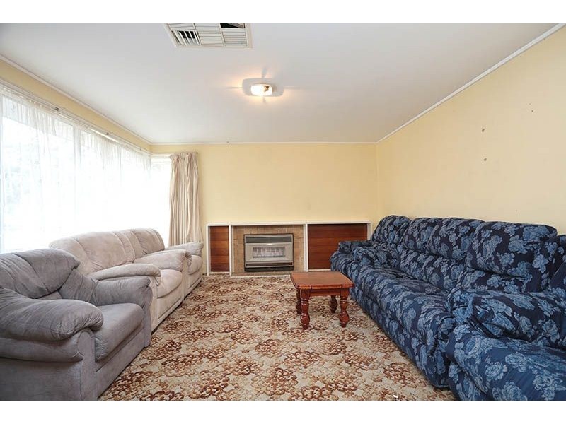 35 Phillip Street, Dallas VIC 3047