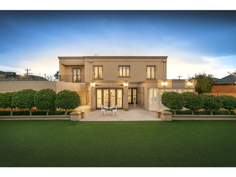 4 Magnolia Street, Oak Park VIC 3046