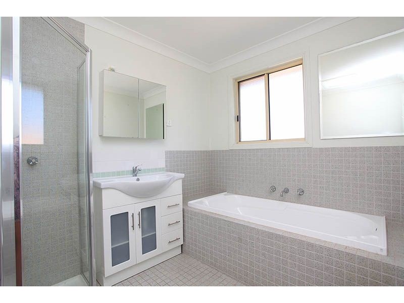 1/143 Melbourne Avenue, Glenroy VIC 3046