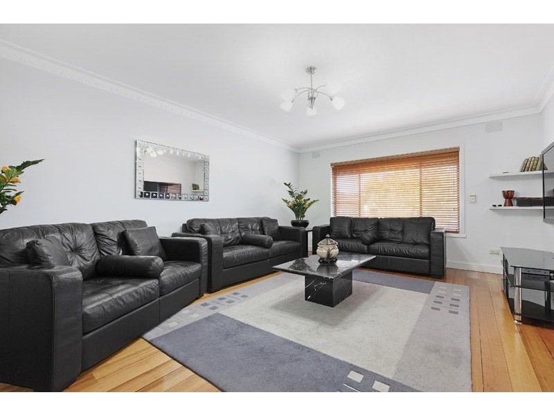 16 Glenfern Place, Glenroy VIC 3046