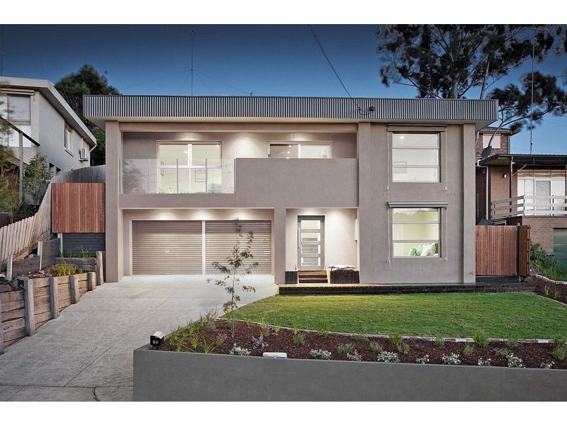 30 Centre Way, Glenroy VIC 3046