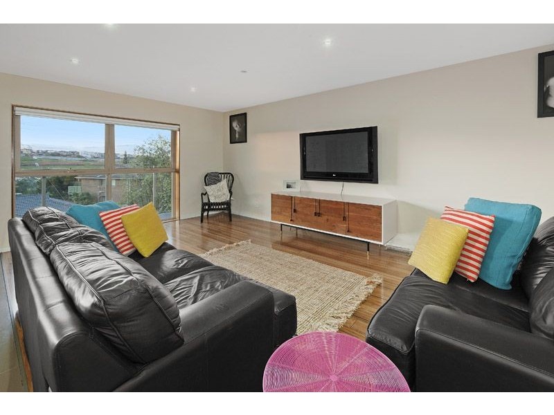 30 Centre Way, Glenroy VIC 3046