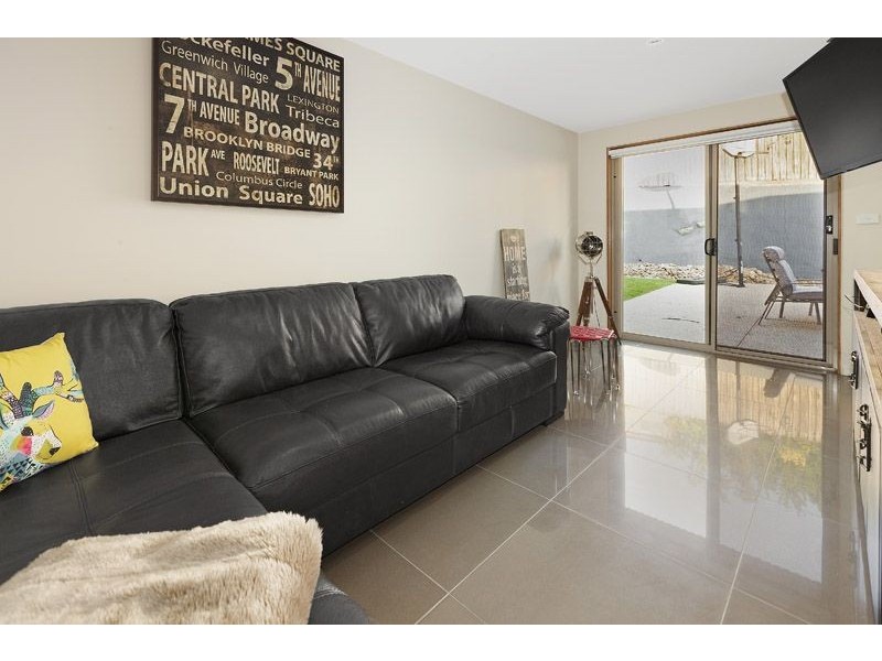 30 Centre Way, Glenroy VIC 3046