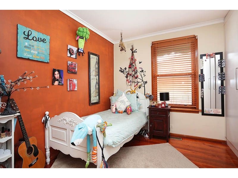 2 Reserve Court, Glenroy VIC 3046