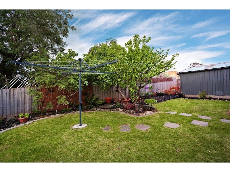 2 Reserve Court, Glenroy VIC 3046