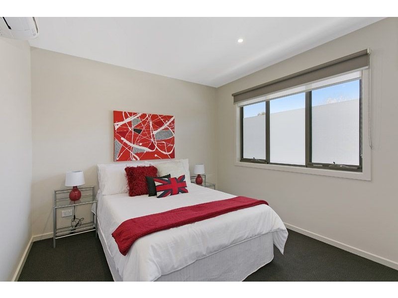 3/77 Box Forest Road, Hadfield VIC 3046