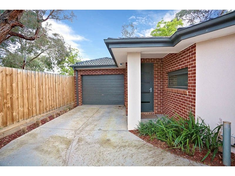4/13 Sylvester Street, Oak Park VIC 3046