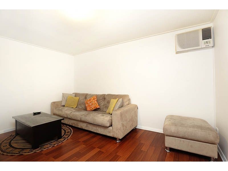 11 Romsey Crescent, Dallas VIC 3047