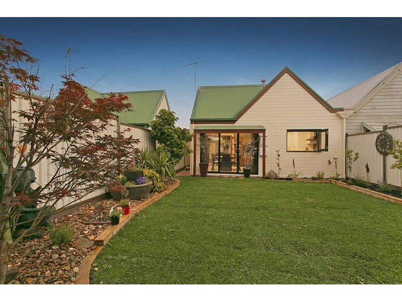 6 Bond Street, Hadfield VIC 3046
