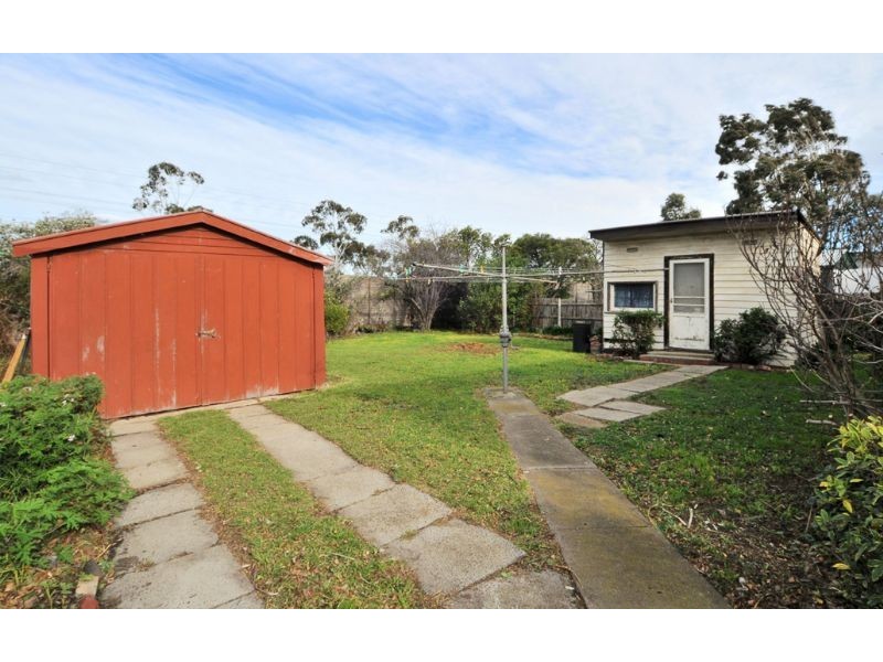 8 Keith Crescent, Broadmeadows VIC 3047