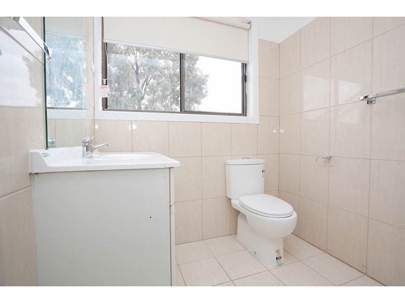 21 Centre Way, Glenroy VIC 3046