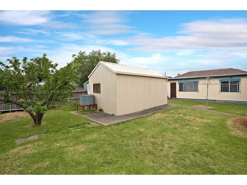 9 Maude Avenue, Glenroy VIC 3046