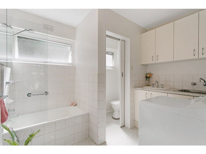 2/16 Murrell Street, Glenroy VIC 3046