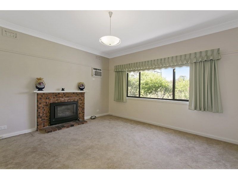 41 Station Road, Oak Park VIC 3046