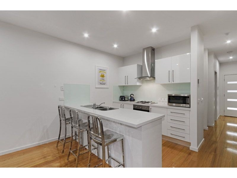 2/19 Arndt Road, Pascoe Vale VIC 3044