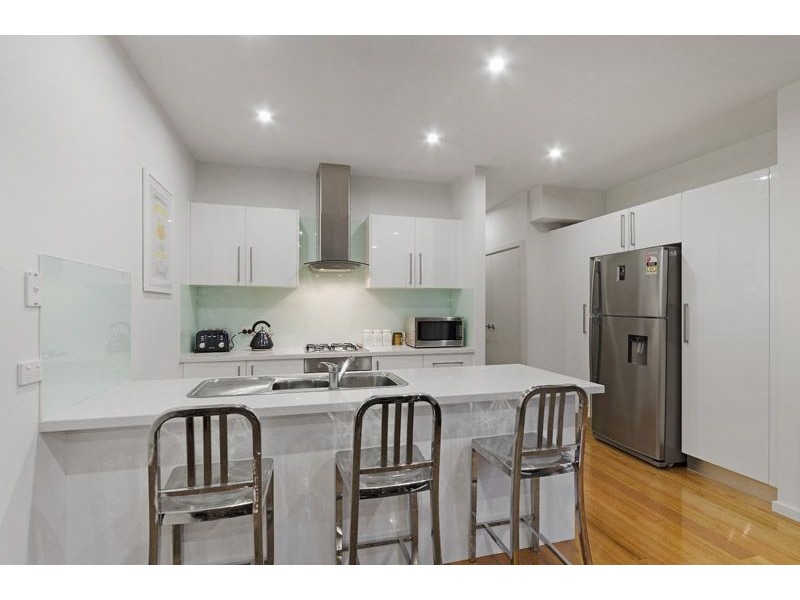 2/19 Arndt Road, Pascoe Vale VIC 3044