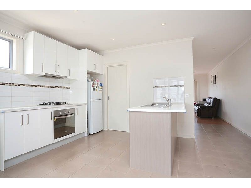 1/190 Melbourne Avenue, Glenroy VIC 3046